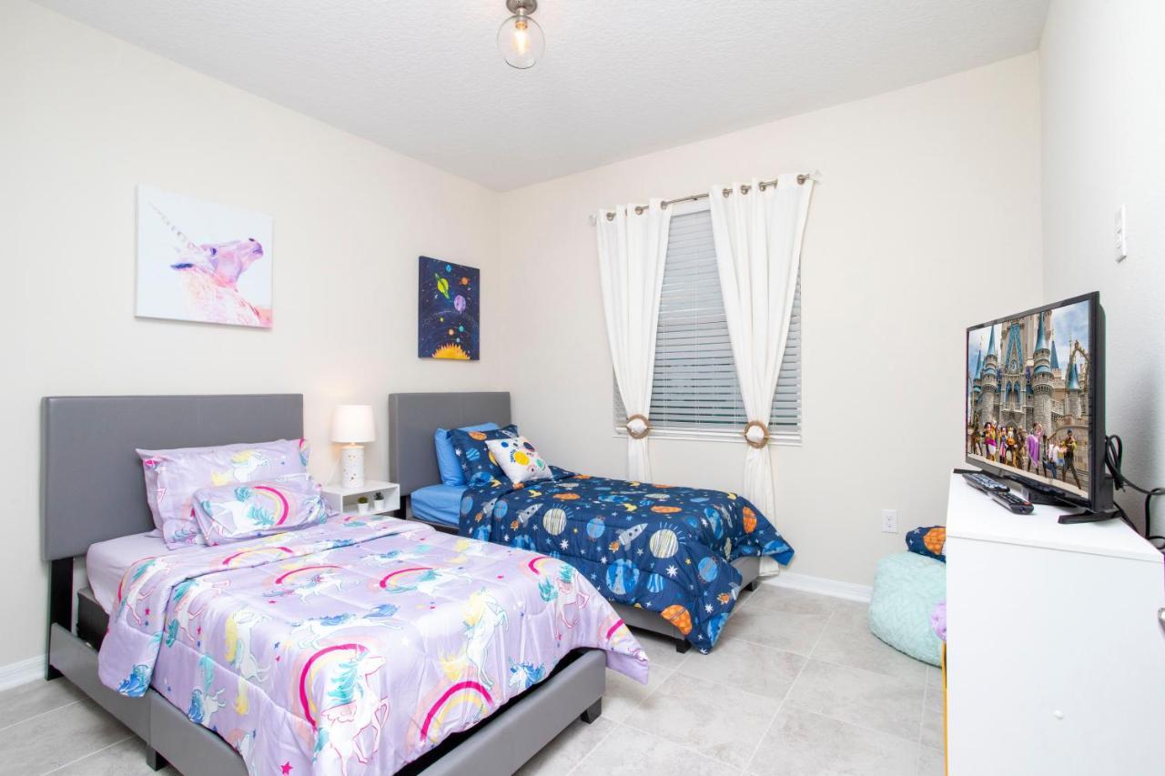 Stunning 3Bd Apto Close To Disney 201P キシミー エクステリア 写真